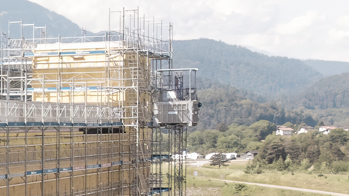 Aufzüge, Hamilton Domat/Ems